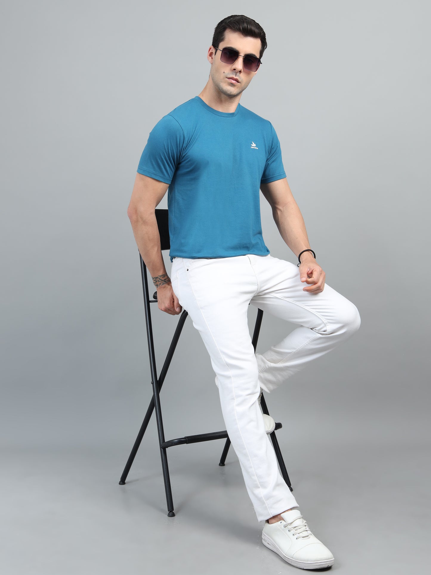 Men's Teal Blue Round Neck T-Shirt